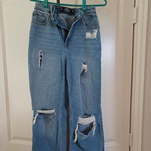 HOLLISTER ULTRA HIGH-RISE RIPPED LIGHT WASH DAD JEANS - JUNIORS SIZE 1R
